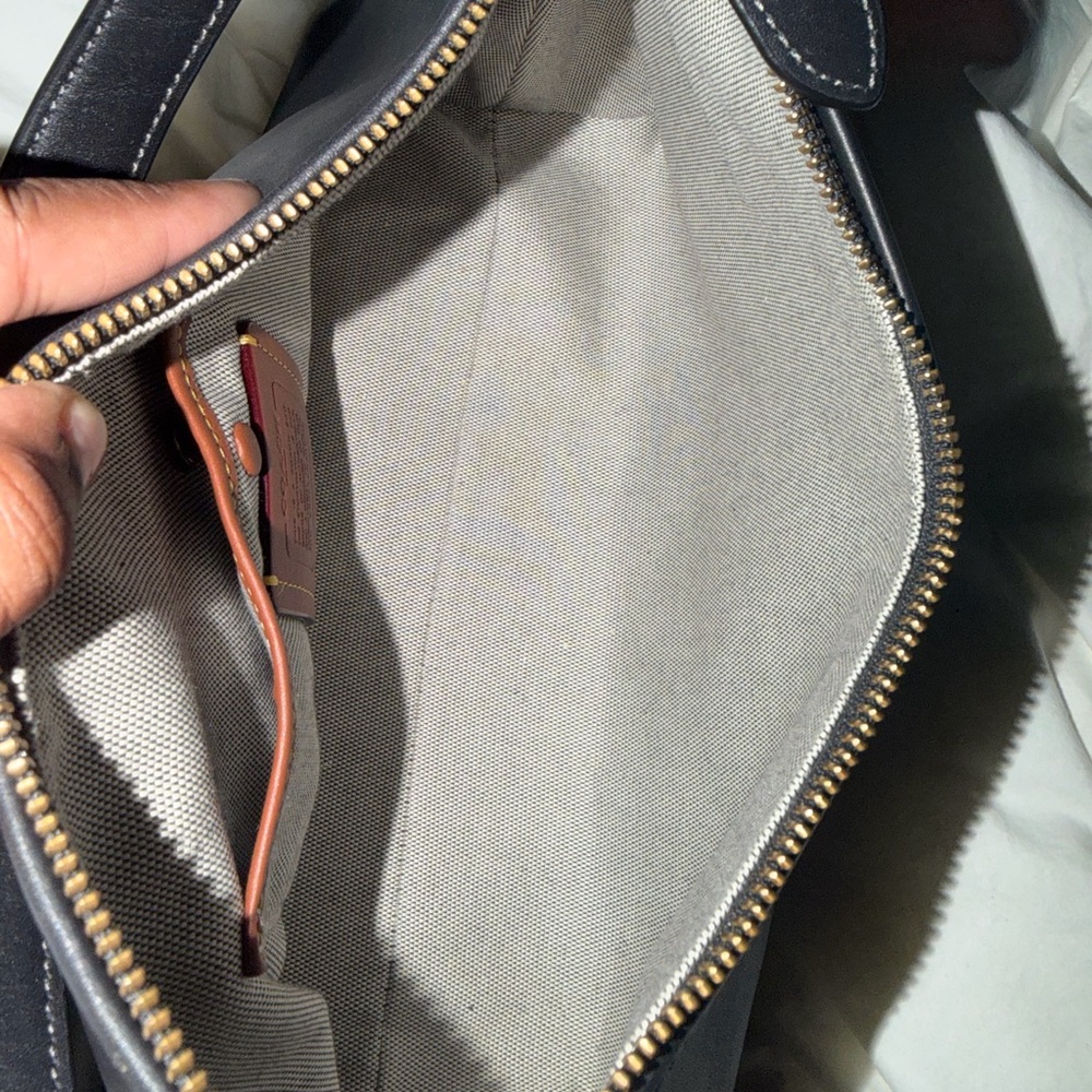 Coach Black Leather juliet shoulder bag with Gold 'C' Accent - Picture 6 of 6